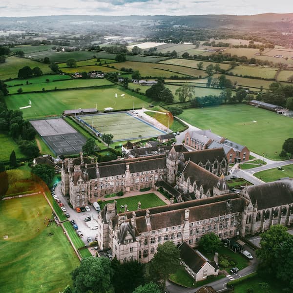 Denstone College